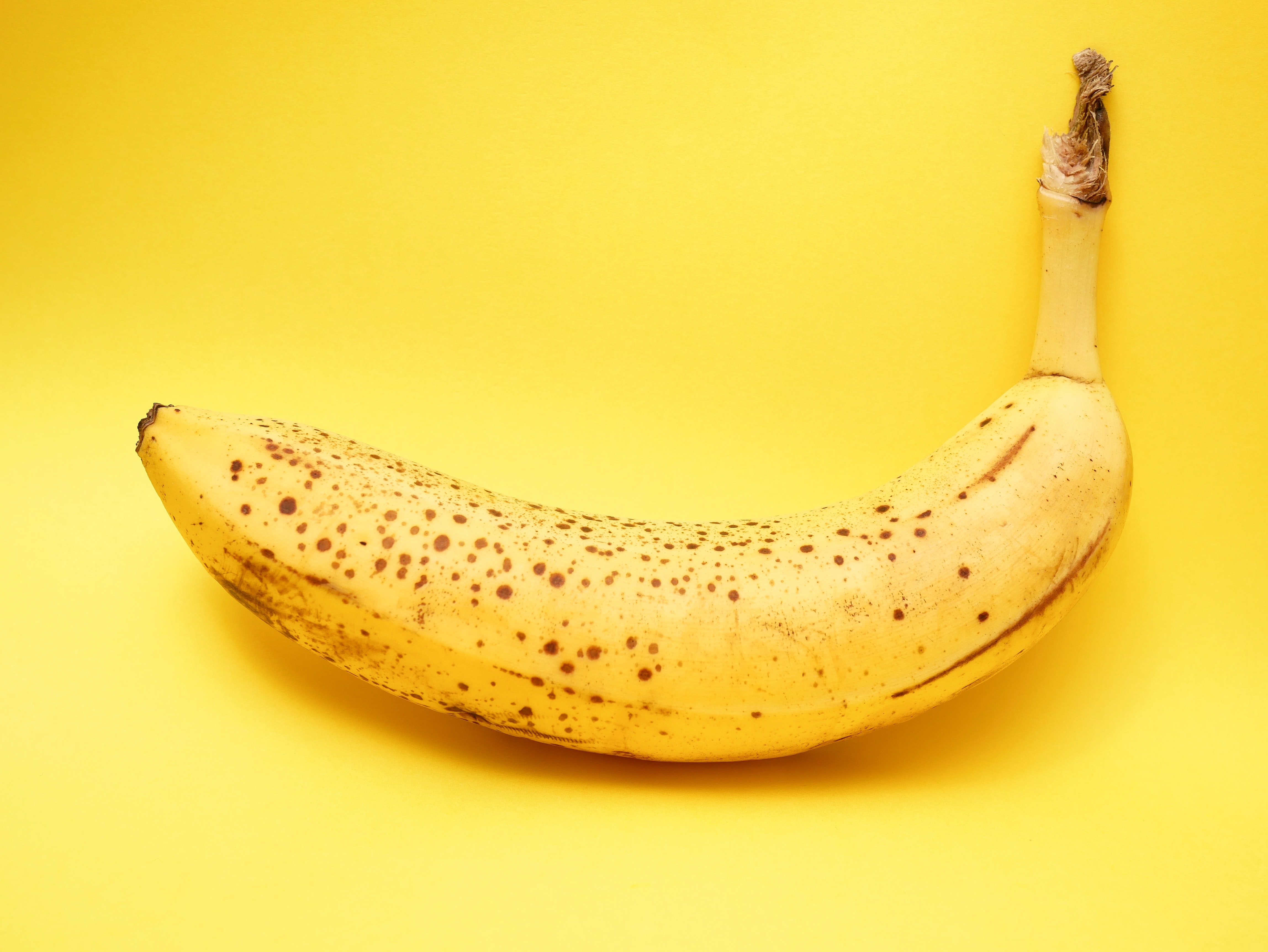 *Prepping my caved-in belly with a banana*