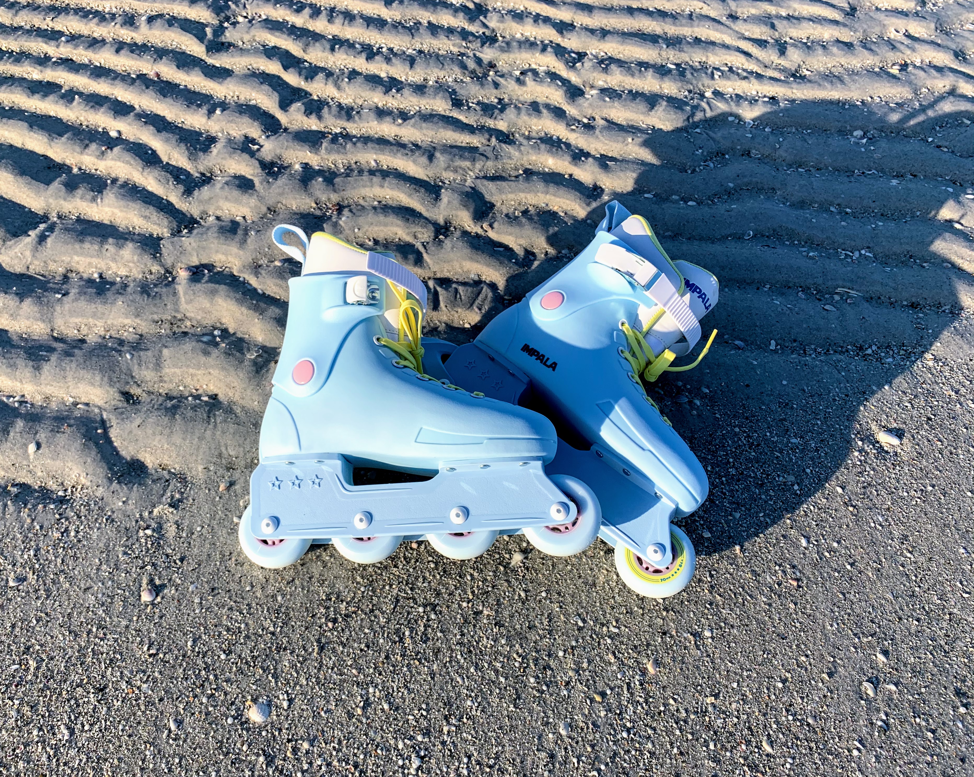 *Versatile and sturdy, from sandy boardwalks to Waikiki*